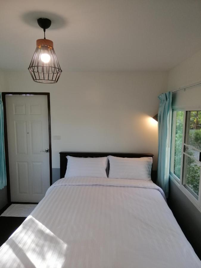 Sameikei Homestay Phrae Eksteriør billede