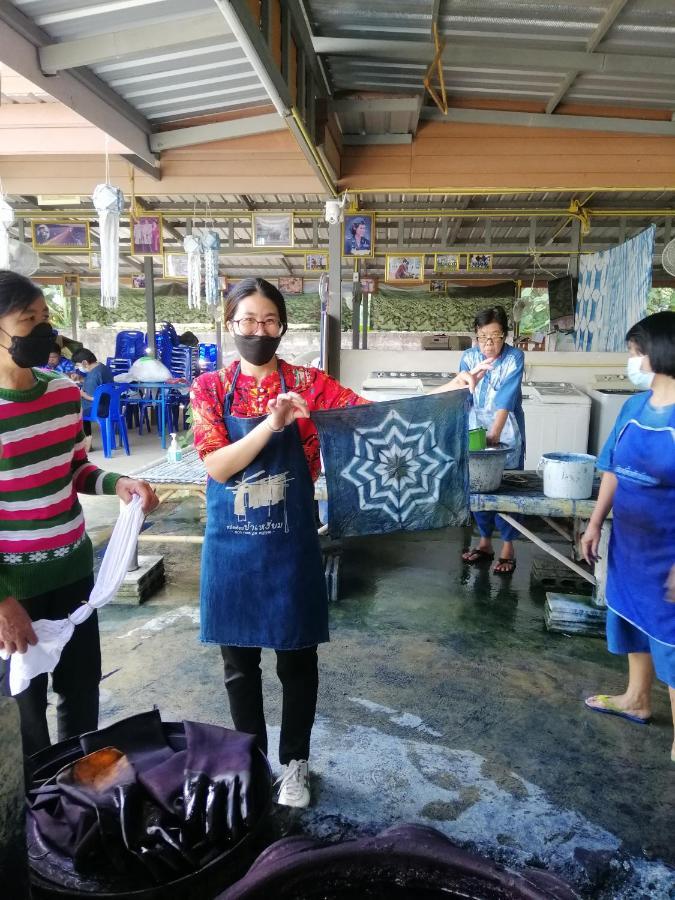 Sameikei Homestay Phrae Eksteriør billede
