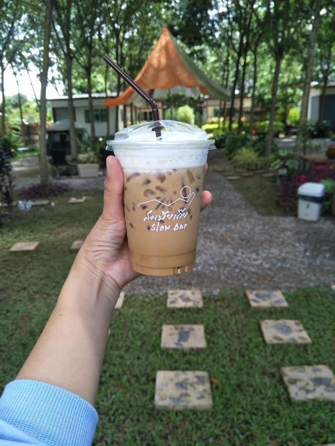 Sameikei Homestay Phrae Eksteriør billede